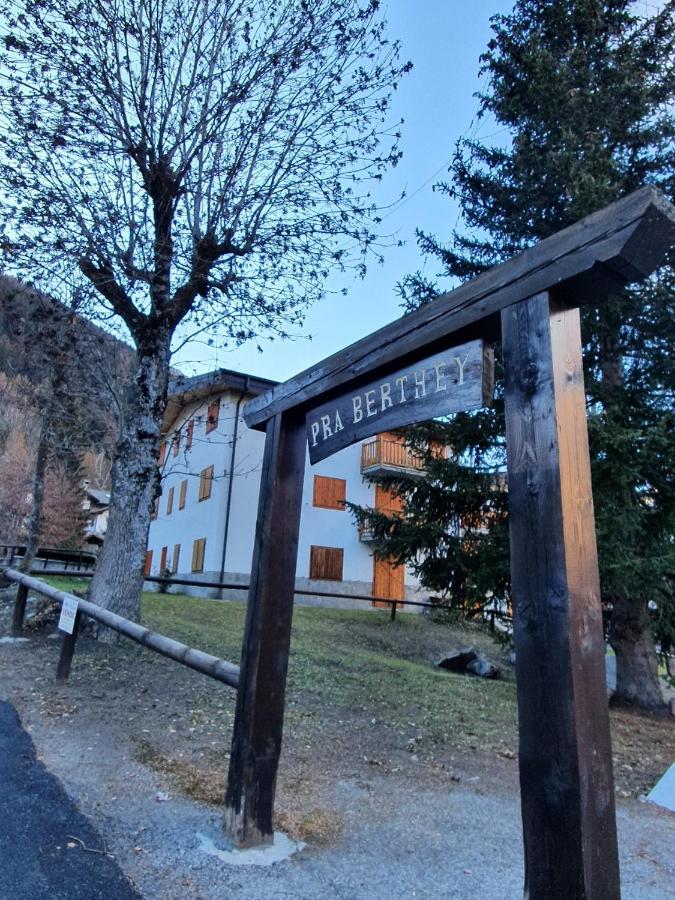 La Casa Di Matilde - Trilocale Vicinissimo Alle Piste Da Sci La Thuile Eksteriør bilde