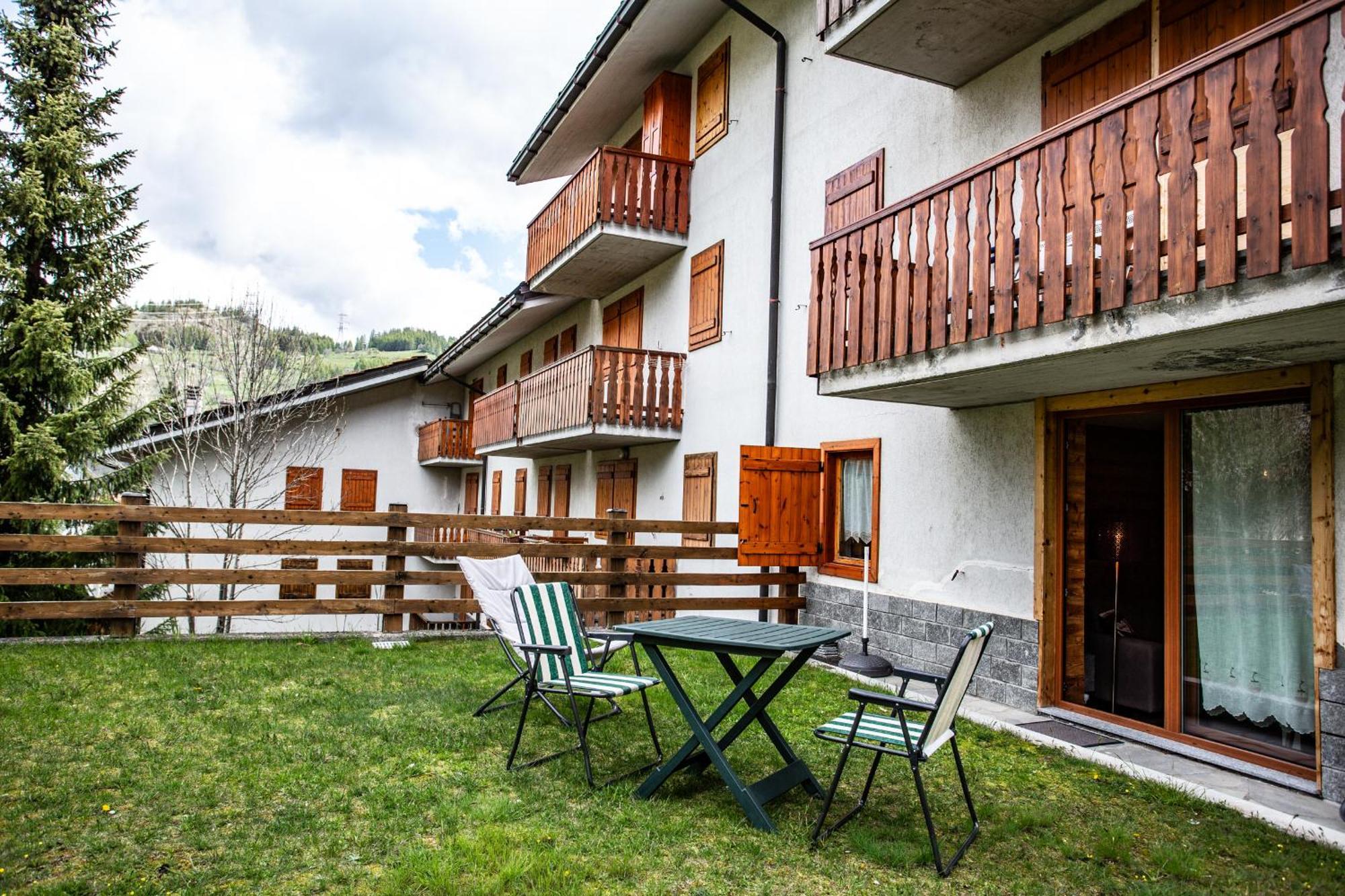La Casa Di Matilde - Trilocale Vicinissimo Alle Piste Da Sci La Thuile Eksteriør bilde